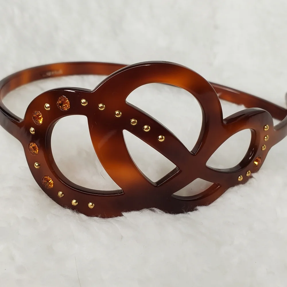 Bundle of 13 Pieces of Hair Accessories